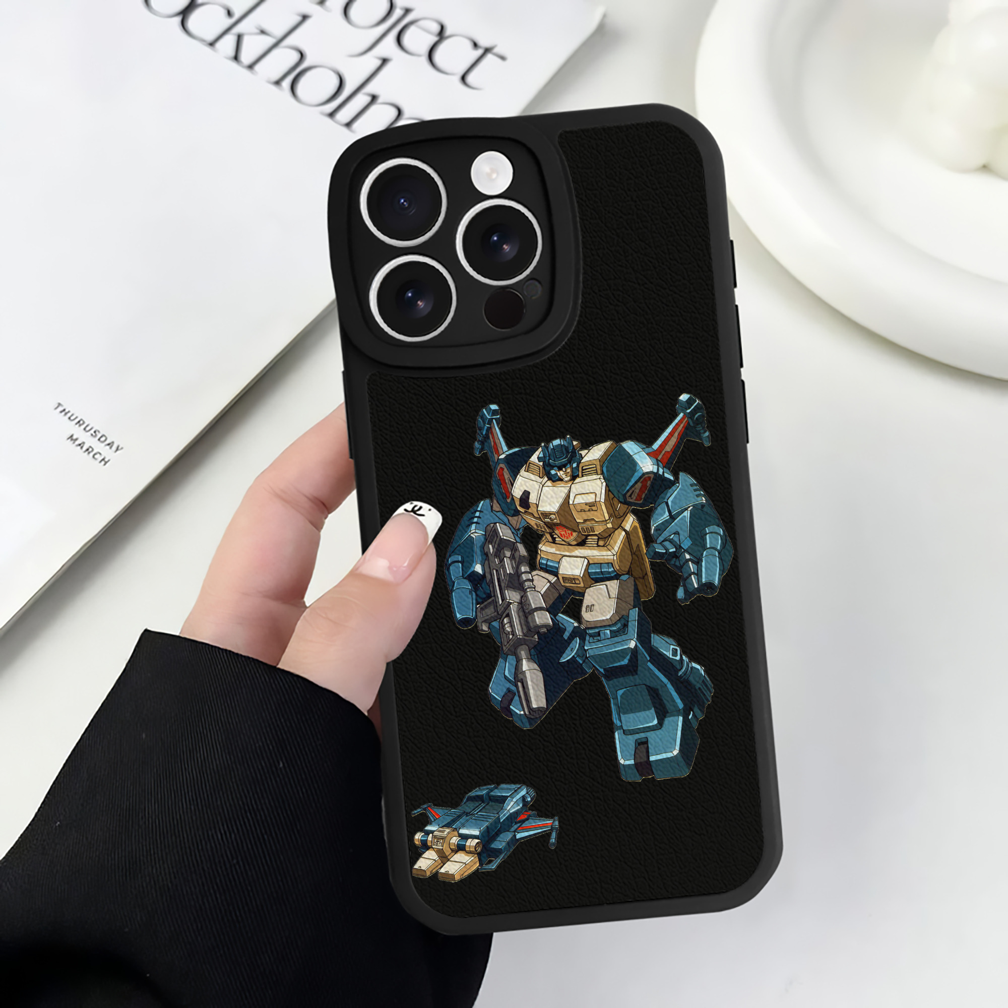 （画像用）  【iPhone 16シリーズ対応】シリコンスマホケース（レザー調） 材質：シリコン